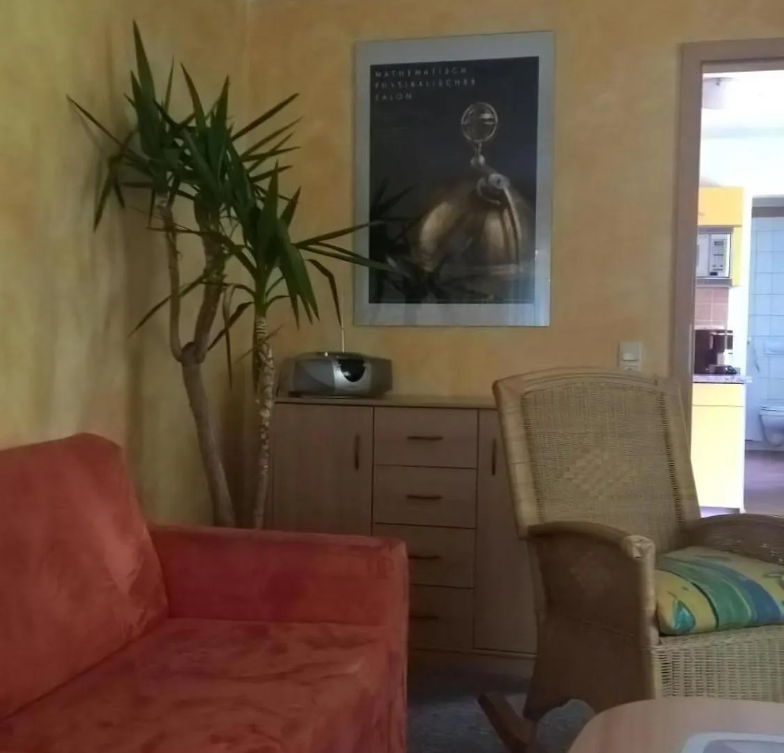 Appartement In Schoenfeld Mit Grossem Garten Dresde
